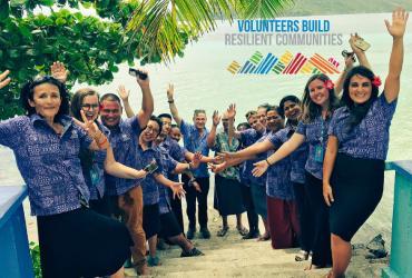 UNV Executive Coordinator Olivier Adam marks International Volunteer Day 2018 in Samoa with Simona Mariescu (first from left), Resident Representative of UNDP, Shalina Miah (thirdfrom right), UNV's Regional Office for Asia and the Pacific and UN Volunteer