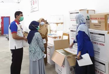 The UNICEF team checks medical supplies at a health facility in West Sumatra