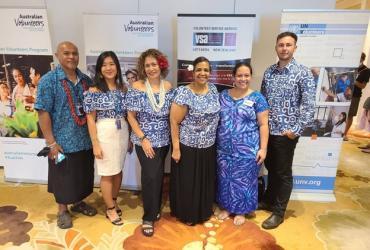 Tiffany Chan, UN Youth Volunteer with the UNDP Multi-Country Office in Samoa, the Cook Islands, Niue and Tokelau (second from left), together with the organizing committee of International Volunteer Day 2020 celebrations in Samoa, and representatives from UNV, Australian Volunteers International (AVI), Volunteer Services Overseas (VSO) and Peace Corps.