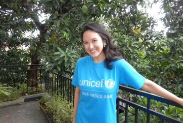 Zoe Rimba, national UN Volunteer Specialist with UNICEF Indonesia.