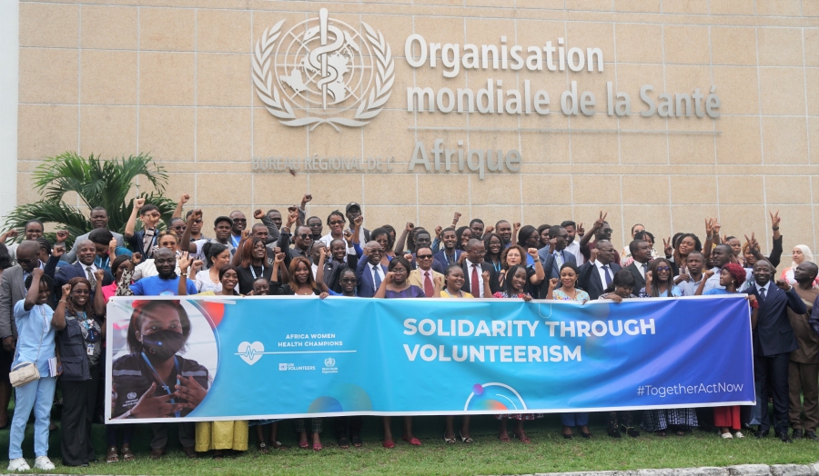 Group photo from the celebration of IVD and the second anniversary of the Africa Women Health Champions initiative at WHO in Congo. 