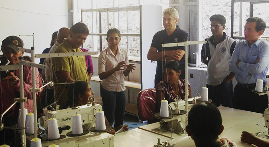 Anuradha Withanachchi (centre) with UNDP colleagues and former Resident Representative Mr Jorn Sorensen, in 2018, visiting field sites in Walapane, Nuwara Eliya, Sri Lanka.